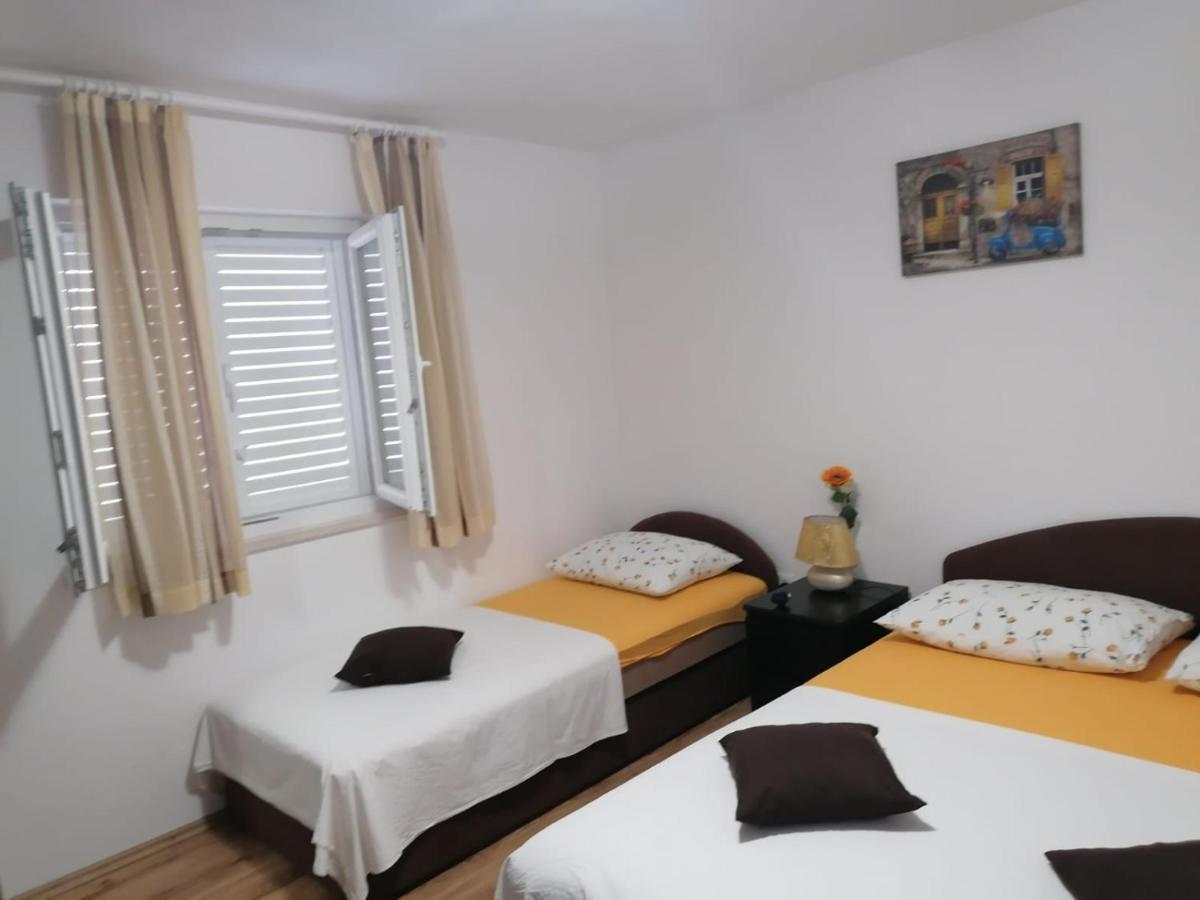 Apartment Slavica Трогир Экстерьер фото