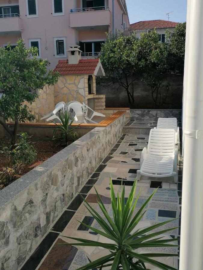 Apartment Slavica Трогир Экстерьер фото